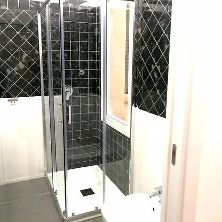 Lombardi Luxury 4*